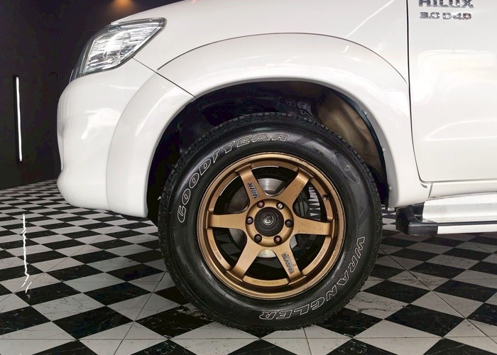 Used 12
                    TOYOTA
                     for Sale Image
