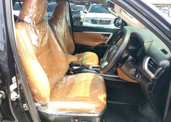 Used 10
                    TOYOTA
                     for Sale Image