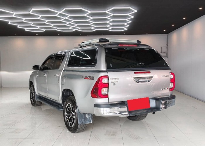 Used 5
                    TOYOTA
                     for Sale Image