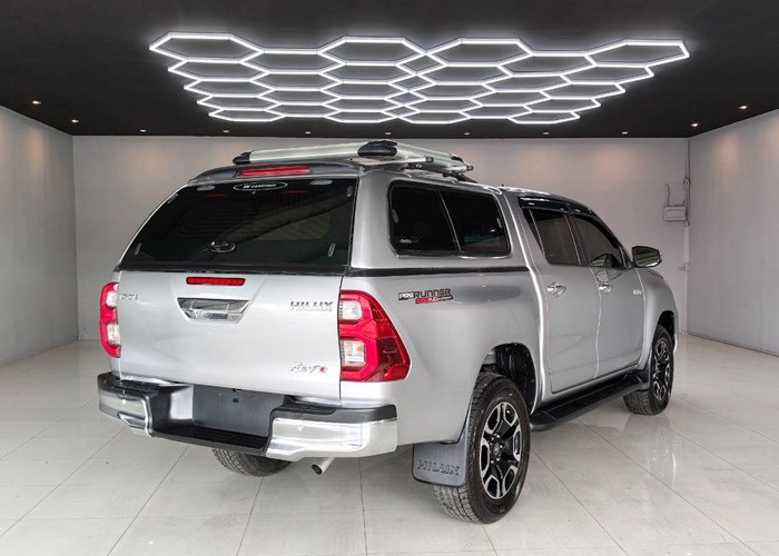 Used 5
                    TOYOTA
                     for Sale Image