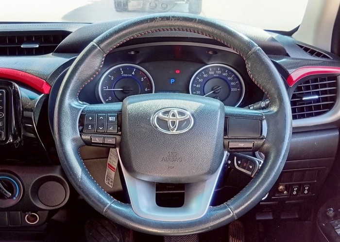 Used 5
                    TOYOTA
                     for Sale Image