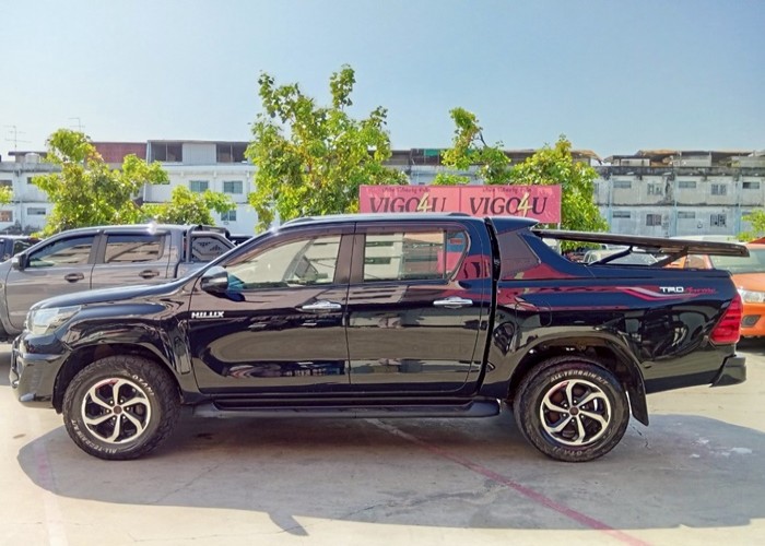 Used 5
                    TOYOTA
                     for Sale Image