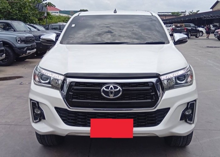 Used 5
                    TOYOTA
                     for Sale Image