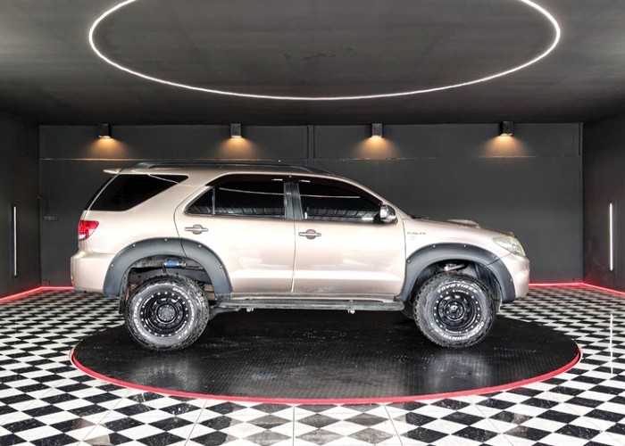 Used 4
                    TOYOTA
                     for Sale Image