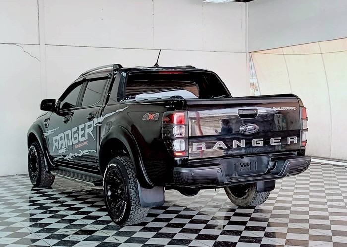 Used 7
                    FORD
                     for Sale Image