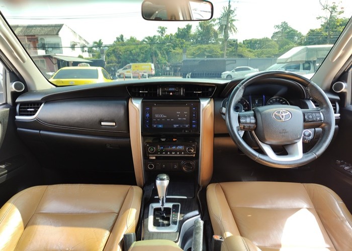 Used 7
                    TOYOTA
                     for Sale Image