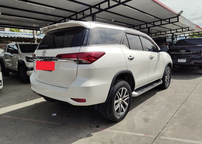 Used 5
                    TOYOTA
                     for Sale Image