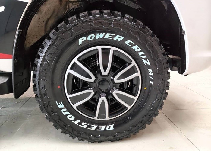 Used 6
                    TOYOTA
                     for Sale Image