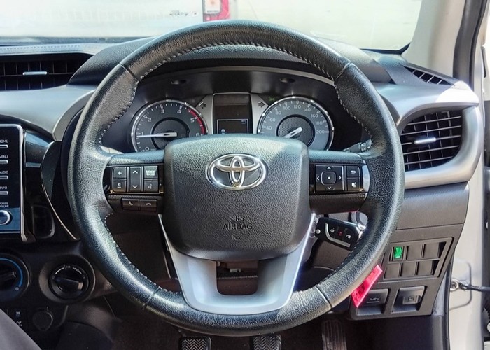 Used 5
                    TOYOTA
                     for Sale Image