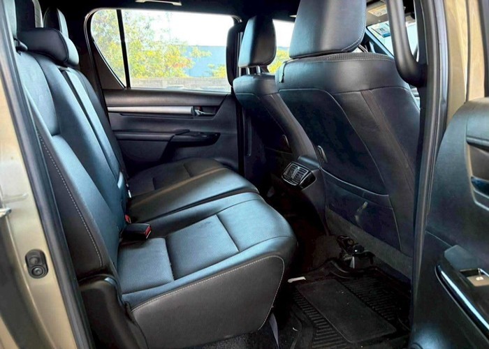 Used 9
                    TOYOTA
                     for Sale Image