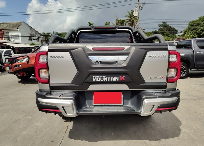 Used 8
                    TOYOTA
                     for Sale Image