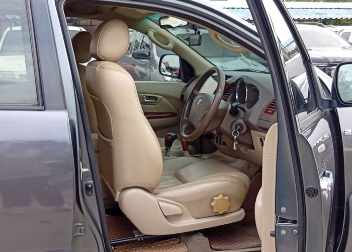 Used 8
                    TOYOTA
                     for Sale Image