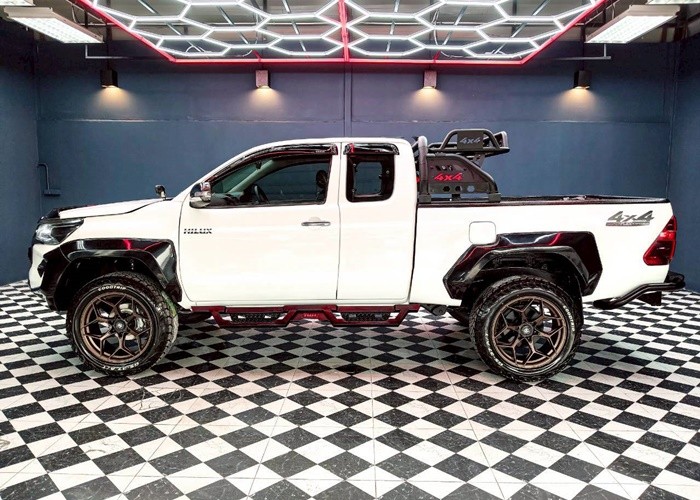 Used 11
                    TOYOTA
                     for Sale Image