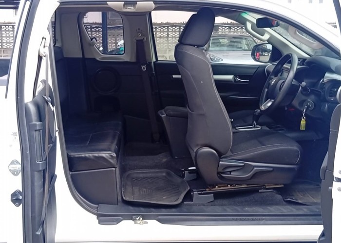 Used 6
                    TOYOTA
                     for Sale Image