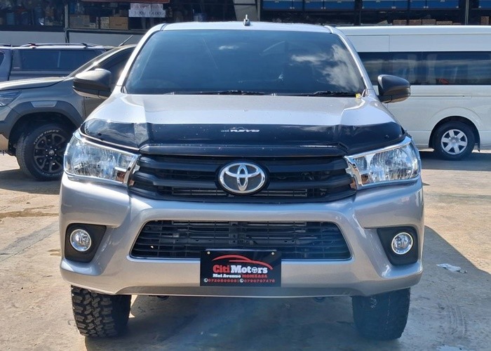 Used 12
                    TOYOTA
                     for Sale Image