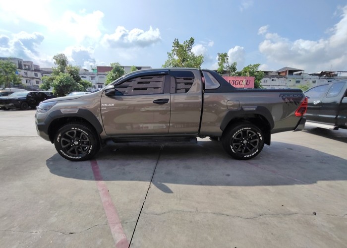 Used 2
                    TOYOTA
                     for Sale Image