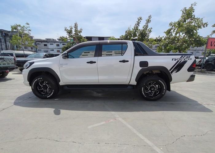 Used 9
                    TOYOTA
                     for Sale Image