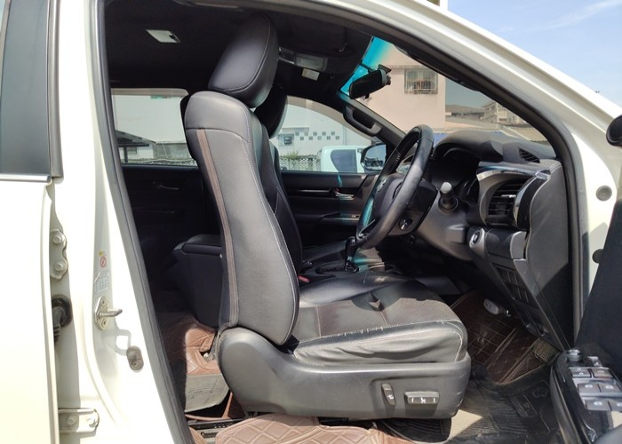 Used 9
                    TOYOTA
                     for Sale Image