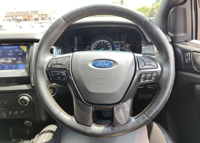 Used 6
                    FORD
                     for Sale Image