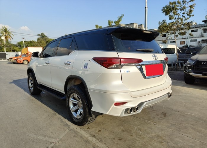 Used 9
                    TOYOTA
                     for Sale Image