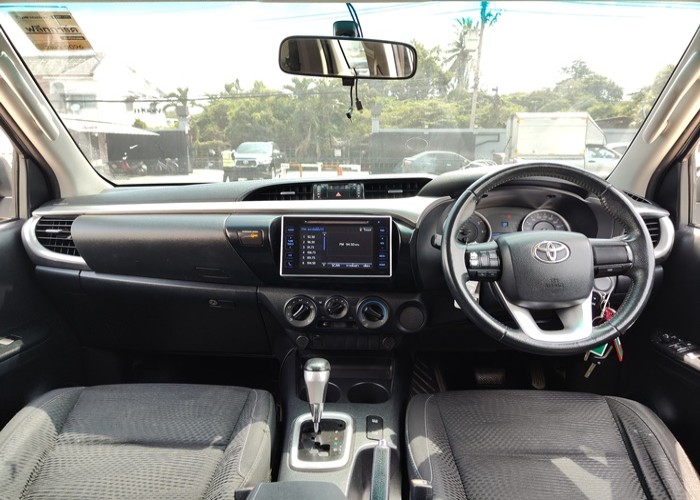Used 10
                    TOYOTA
                     for Sale Image