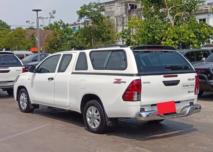 Used 12
                    TOYOTA
                     for Sale Image