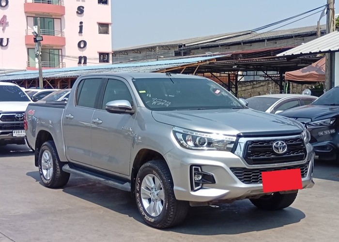 Used 12
                    TOYOTA
                     for Sale Image