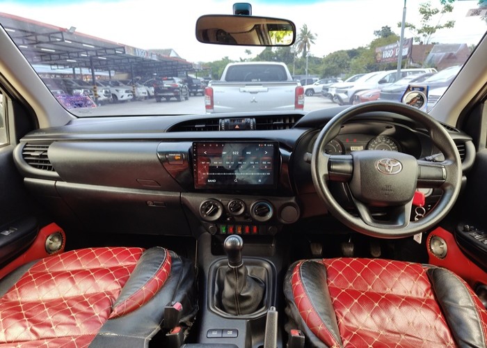 Used 7
                    TOYOTA
                     for Sale Image