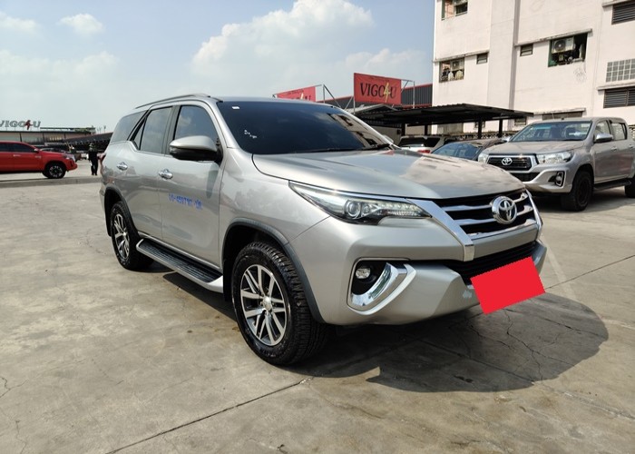 Used 8
                    TOYOTA
                     for Sale Image
