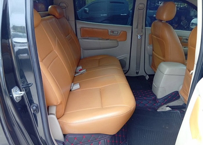 Used 7
                    TOYOTA
                     for Sale Image