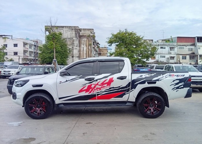 Used 4
                    TOYOTA
                     for Sale Image