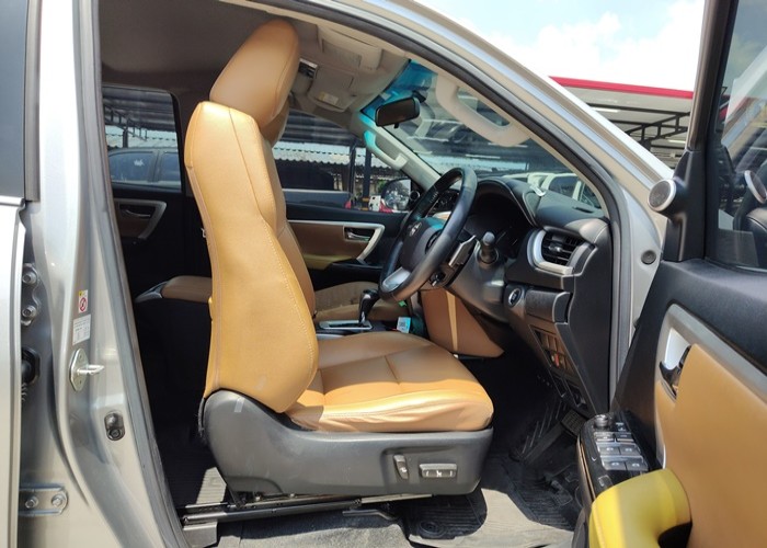 Used 1
                    TOYOTA
                     for Sale Image