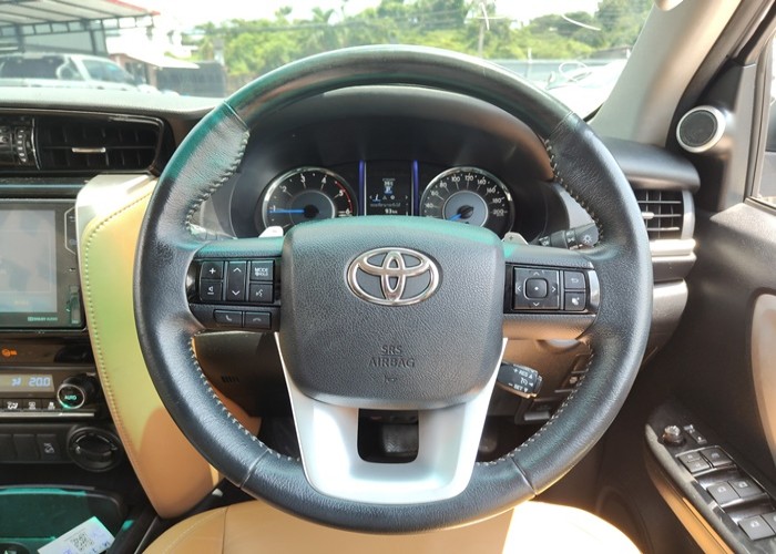 Used 1
                    TOYOTA
                     for Sale Image