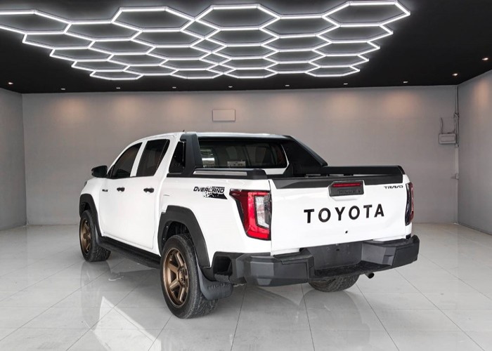 Used 5
                    TOYOTA
                     for Sale Image
