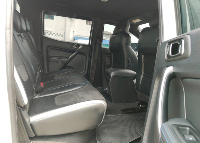 Used 8
                    FORD
                     for Sale Image