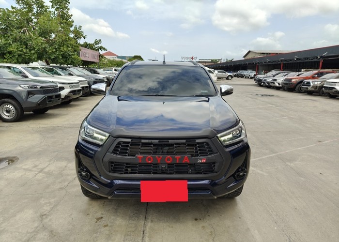 Used 10
                    TOYOTA
                     for Sale Image