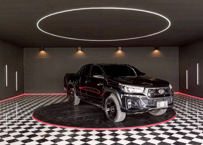 Used 7
                    TOYOTA
                     for Sale Image
