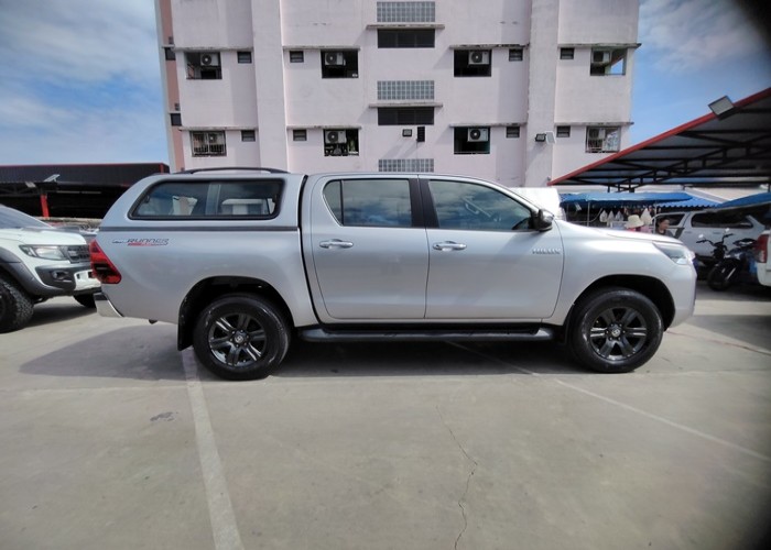 Used 6
                    TOYOTA
                     for Sale Image