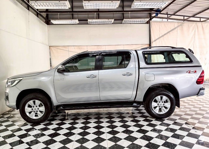 Used 4
                    TOYOTA
                     for Sale Image