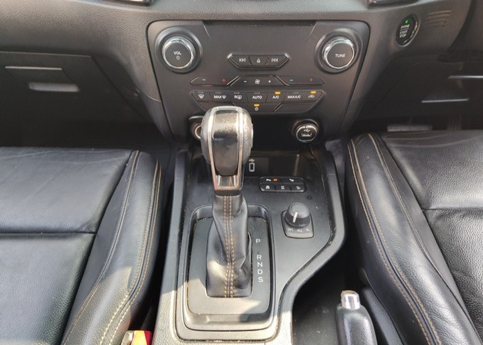 Used 12
                    FORD
                     for Sale Image