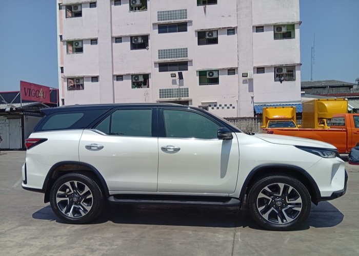 Used 1
                    TOYOTA
                     for Sale Image