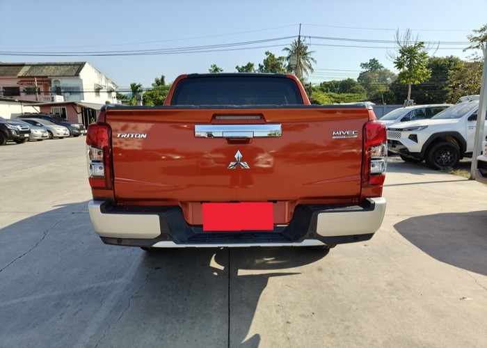 Used 2
                    MITSUBISHI
                     for Sale Image