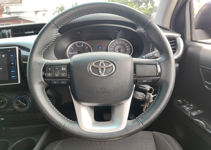 Used 5
                    TOYOTA
                     for Sale Image