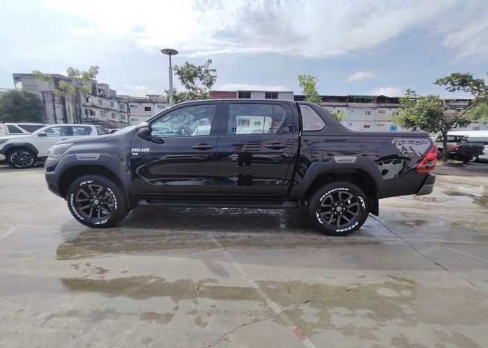 Used 9
                    TOYOTA
                     for Sale Image