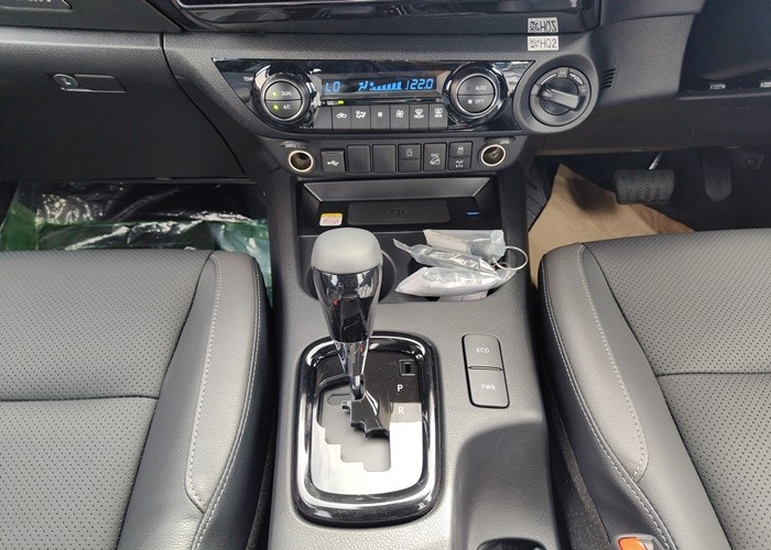 Used 9
                    TOYOTA
                     for Sale Image