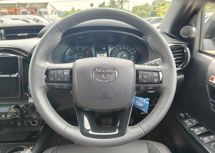 Used 9
                    TOYOTA
                     for Sale Image