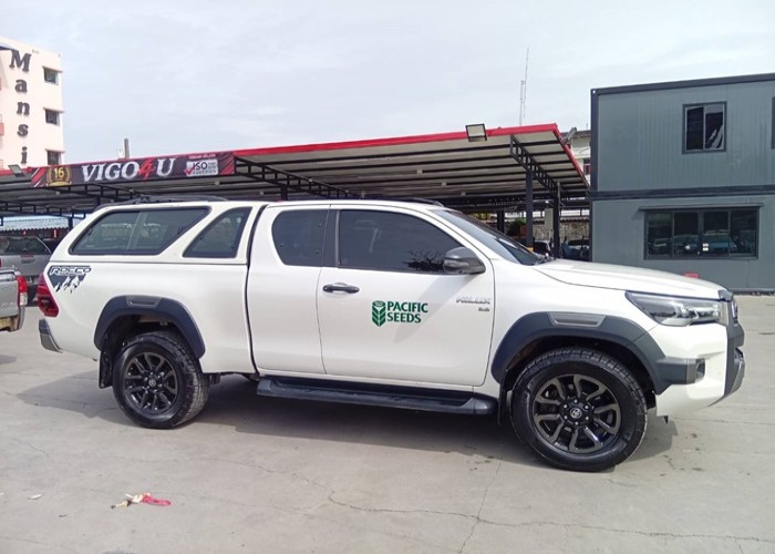 Used 7
                    TOYOTA
                     for Sale Image