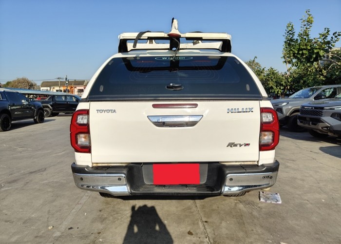 Used 12
                    TOYOTA
                     for Sale Image