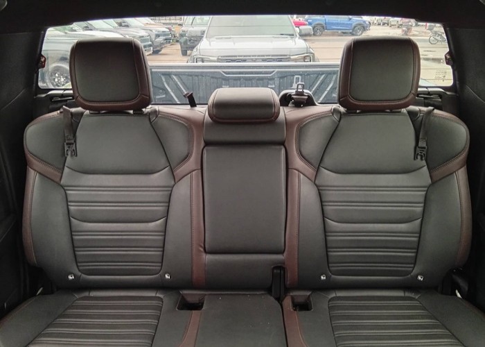 Used 11
                    ISUZU
                     for Sale Image