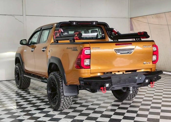 Used 12
                    TOYOTA
                     for Sale Image